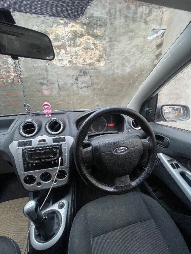Ford Figo Diesel ZXI Second-hand 2014 Ford Figo Diesel ZXI for sale in Sri Muktsar Sahib-7