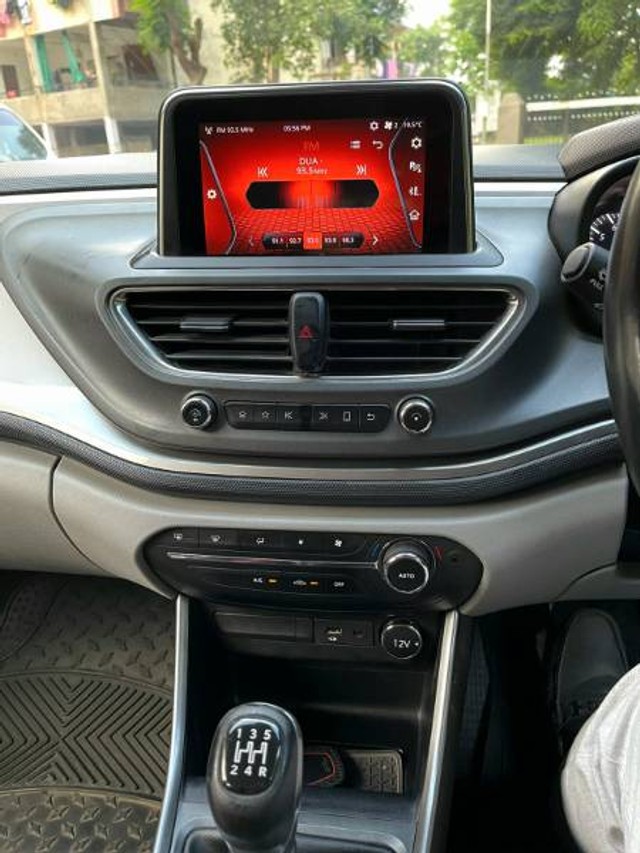 Second-hand 2020 Tata Altroz XZ BSVI for sale in Bhuj-6