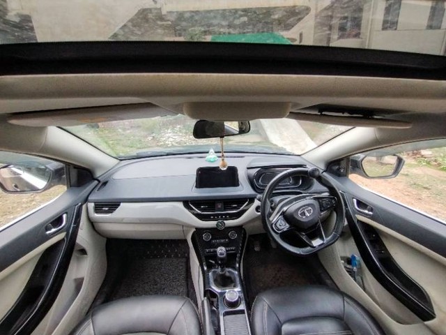 Second-hand 2021 Tata Nexon XZ Plus S 2020-2022 for sale in Khargone-0