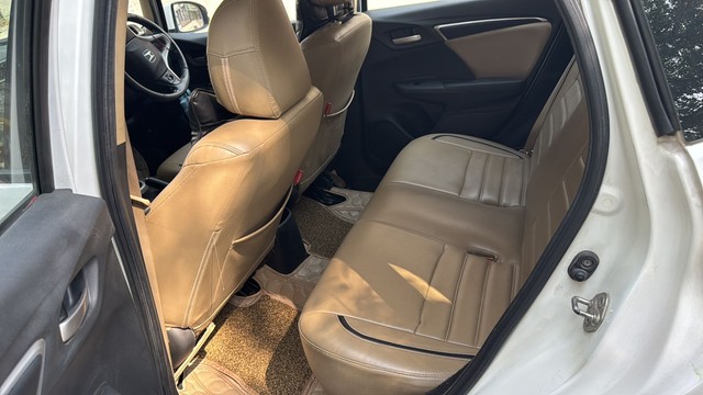 Second-hand 2016 Honda Jazz 1.2 E i VTEC for sale in Faridabad-5