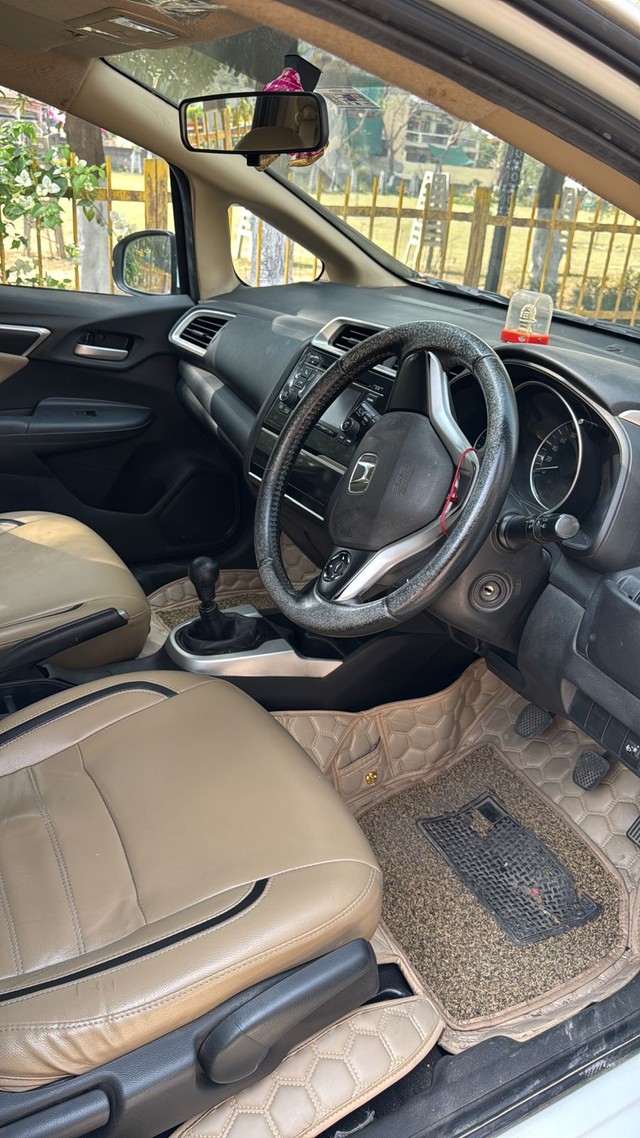 Second-hand 2016 Honda Jazz 1.2 E i VTEC for sale in Faridabad-7