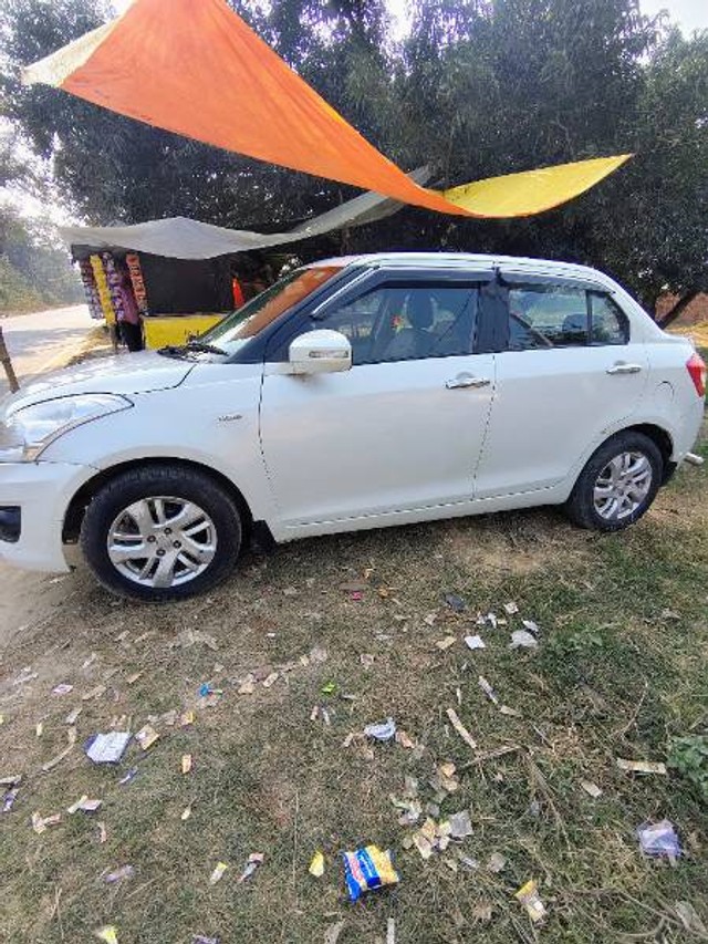 Second-hand 2012 Maruti Suzuki Swift Dzire ZDi for sale in Gorakhpur-4