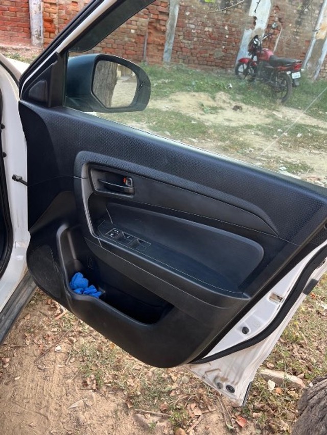 Second-hand 2021 Maruti Suzuki Vitara Brezza LXI for sale in Hanumangarh-7
