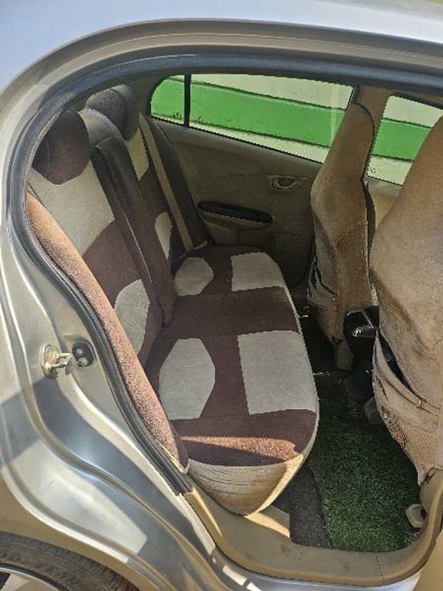 Second-hand 2015 Honda Amaze S i-Dtech for sale in Lucknow-10