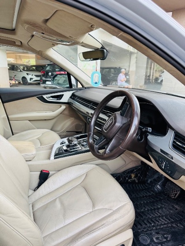 Audi Q7 45 TDI Quattro Technology Second-hand 2018 Audi Q7 45 TDI Quattro Technology for sale in Raipur-9