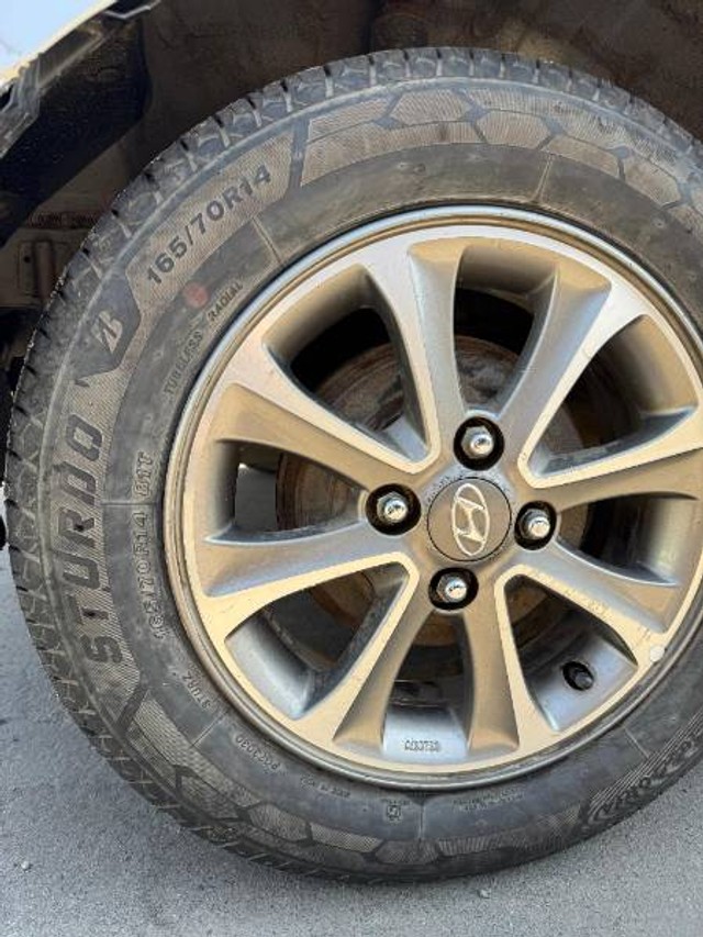 Hyundai Grand i10 Asta Second-hand 2014 Hyundai Grand i10 Asta for sale in Vapi-5