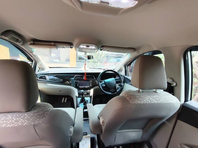 Second-hand 2022 Mahindra Marazzo M6 Plus BSVI for sale in Thiruvananthapuram-2