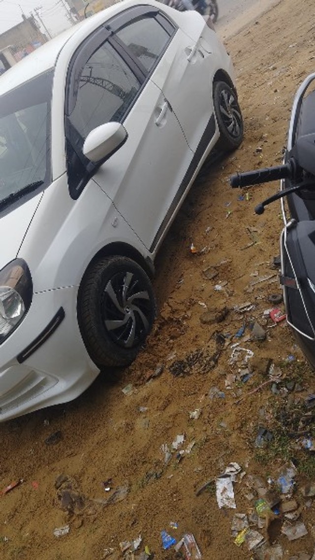 Second-hand 2013 Honda Amaze S i-Dtech for sale in Sikar-2