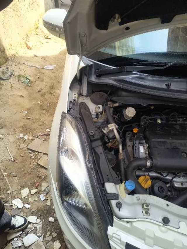 Maruti Suzuki Swift Dzire VDI Second-hand 2016 Maruti Suzuki Swift Dzire VDI for sale in Amroha-6