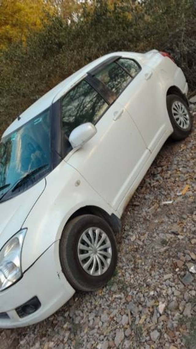Second-hand 2011 Maruti Suzuki Swift Dzire Vdi BSIV for sale in Jalgaon-2