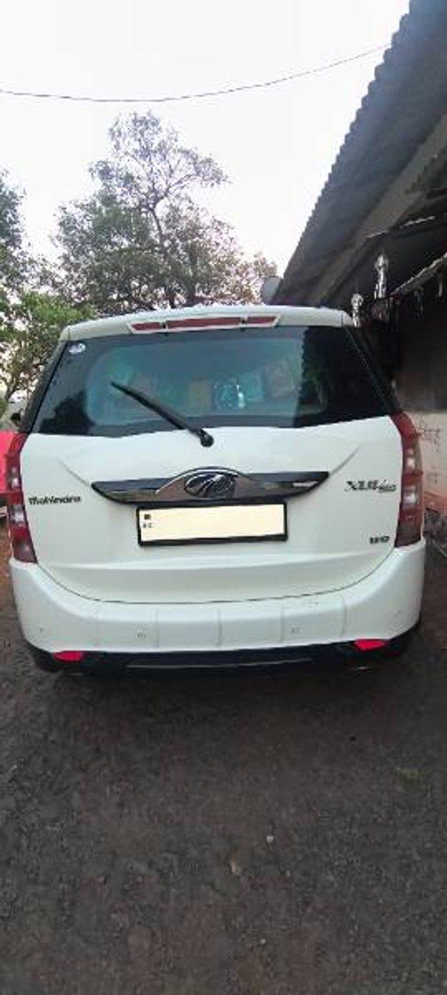 Second-hand 2017 Mahindra XUV500 R W10 FWD for sale in Satara-4