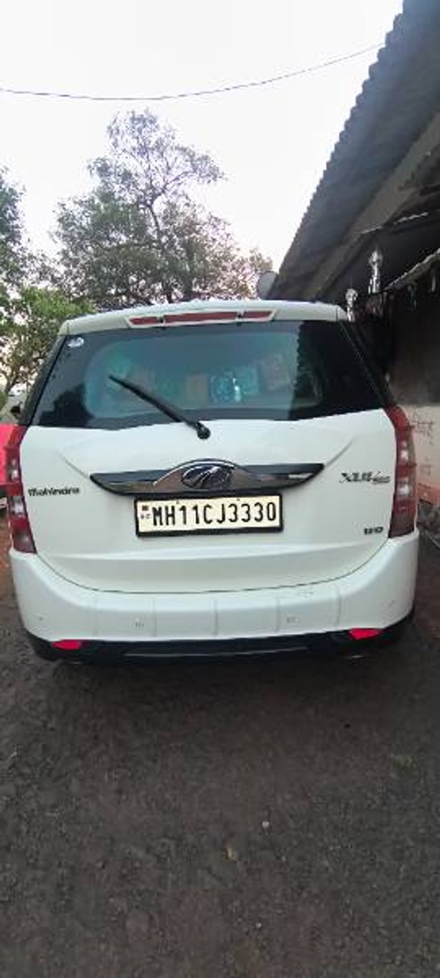 Second-hand 2017 Mahindra XUV500 R W10 FWD for sale in Satara-6