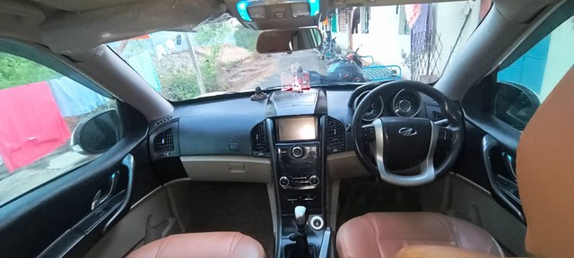 Second-hand 2017 Mahindra XUV500 R W10 FWD for sale in Satara-1