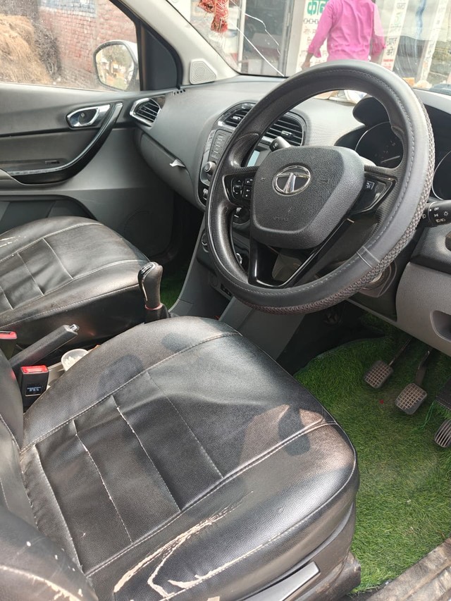 Second-hand 2018 Tata Tigor XZ for sale in Lucknow-5