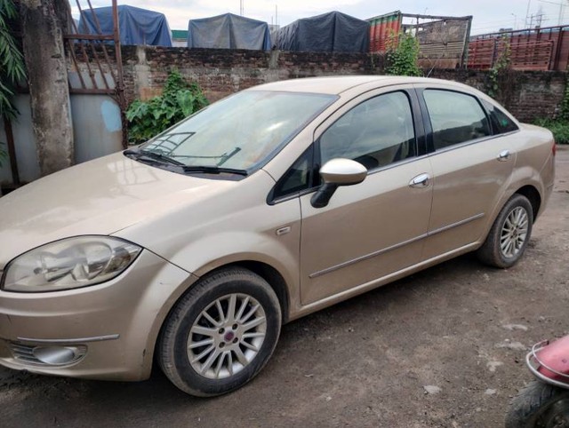 Second-hand 2009 Fiat Linea Active for sale in Kamrup-2