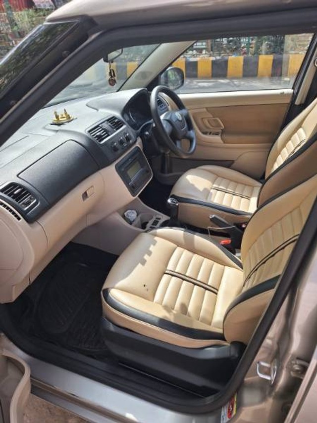 Skoda Fabia 1.2 MPI Ambition Second-hand 2012 Skoda Fabia 1.2 MPI Ambition for sale in Ghaziabad-9