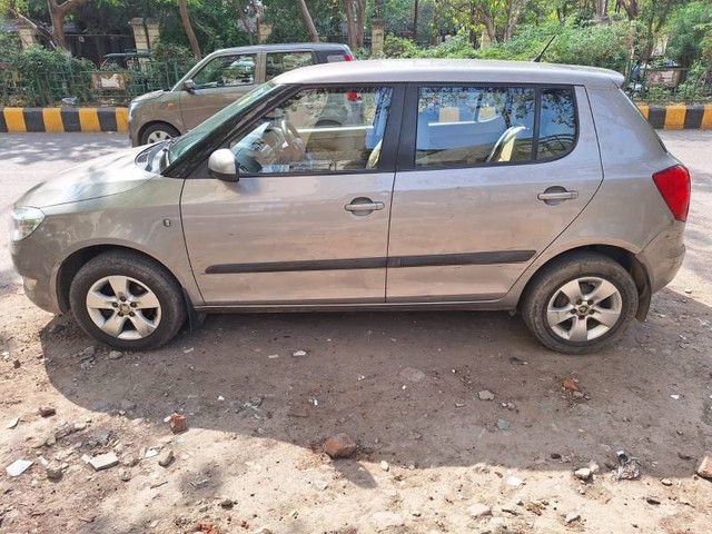 Skoda Fabia 1.2 MPI Ambition Second-hand 2012 Skoda Fabia 1.2 MPI Ambition for sale in Ghaziabad-1