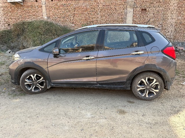 Second-hand 2017 Honda WR-V i-DTEC VX for sale in Hanumangarh-1