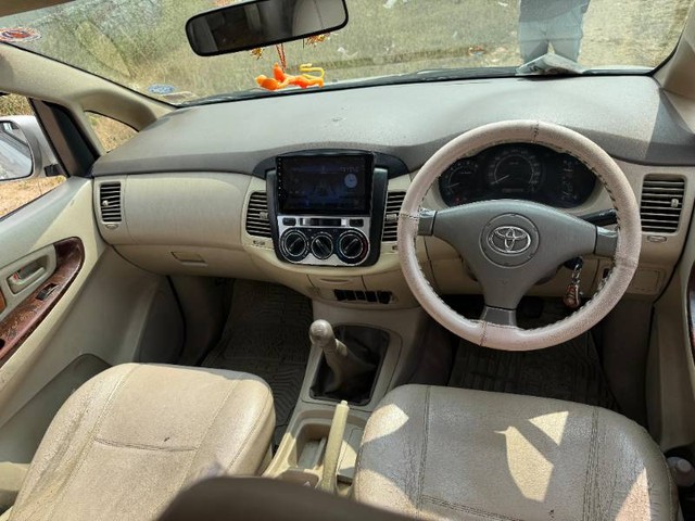 Second-hand 2007 Toyota Innova 2.5 G (Diesel) 7 Seater BS III for sale in Ranga reddy-5