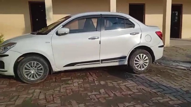 Second-hand 2019 Maruti Suzuki Swift Dzire VDI for sale in Ghazipur-2