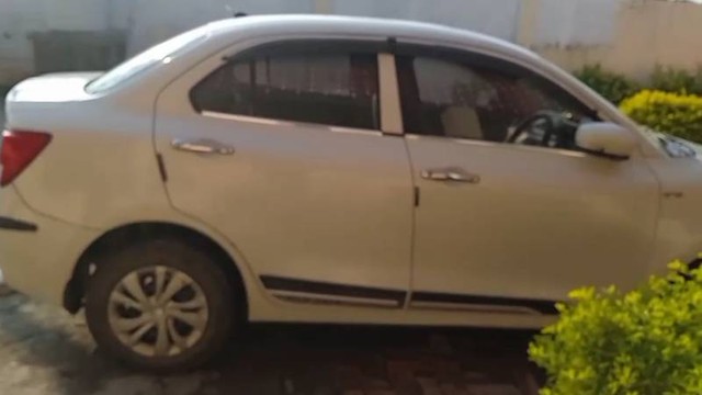 Second-hand 2019 Maruti Suzuki Swift Dzire VDI for sale in Ghazipur-8