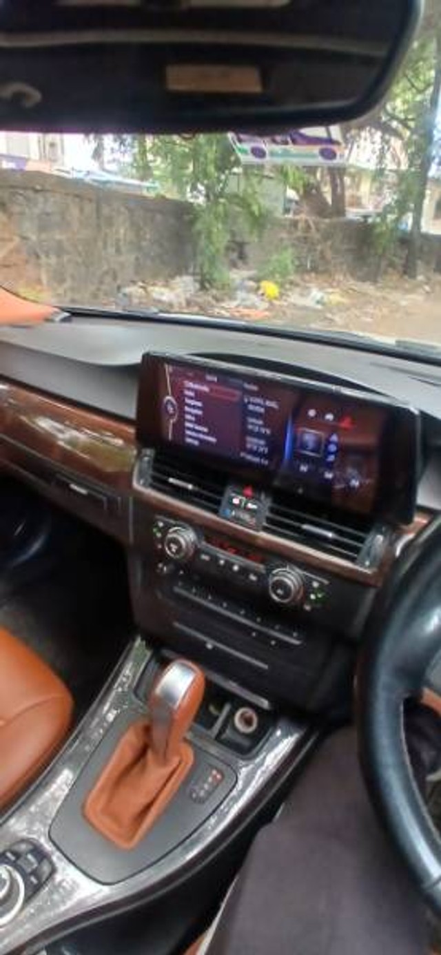 Second-hand 2012 BMW 3 Series 320d Luxury Line for sale in Vasai-4