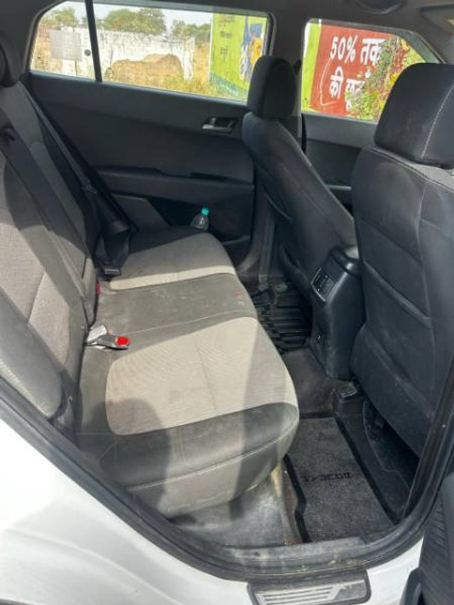 Second-hand 2016 Hyundai Creta 1.6 VTVT SX Plus for sale in Mhow-2