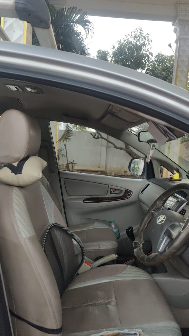 Second-hand 2014 Toyota Innova 2.5 G (Diesel) 7 Seater BS IV for sale in Kanchipuram-7