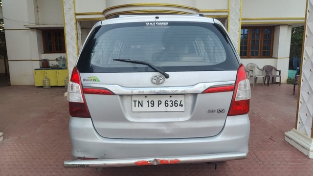 Second-hand 2014 Toyota Innova 2.5 G (Diesel) 7 Seater BS IV for sale in Kanchipuram-3