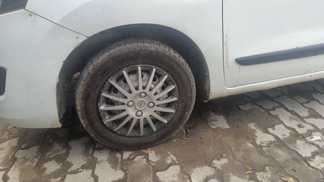 Second-hand 2013 Maruti Suzuki Wagon R LXI CNG for sale in Kanpur-3