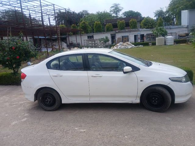 Honda City 1.5 S MT Second-hand 2011 Honda City 1.5 S MT for sale in Agra