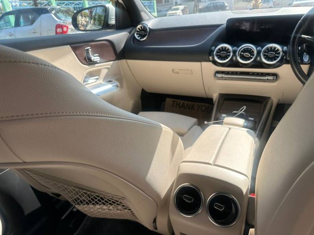 Mercedes-Benz GLA 220d Second-hand 2023 Mercedes-Benz GLA 220d for sale in Durg-3