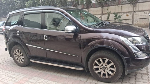Mahindra XUV500 R W10 FWD Second-hand 2016 Mahindra XUV500 R W10 FWD for sale in Ghaziabad-7