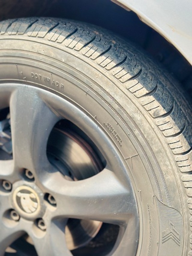 Second-hand 2012 Skoda Rapid Leisure 1.6 TDI MT for sale in Dharwad-4