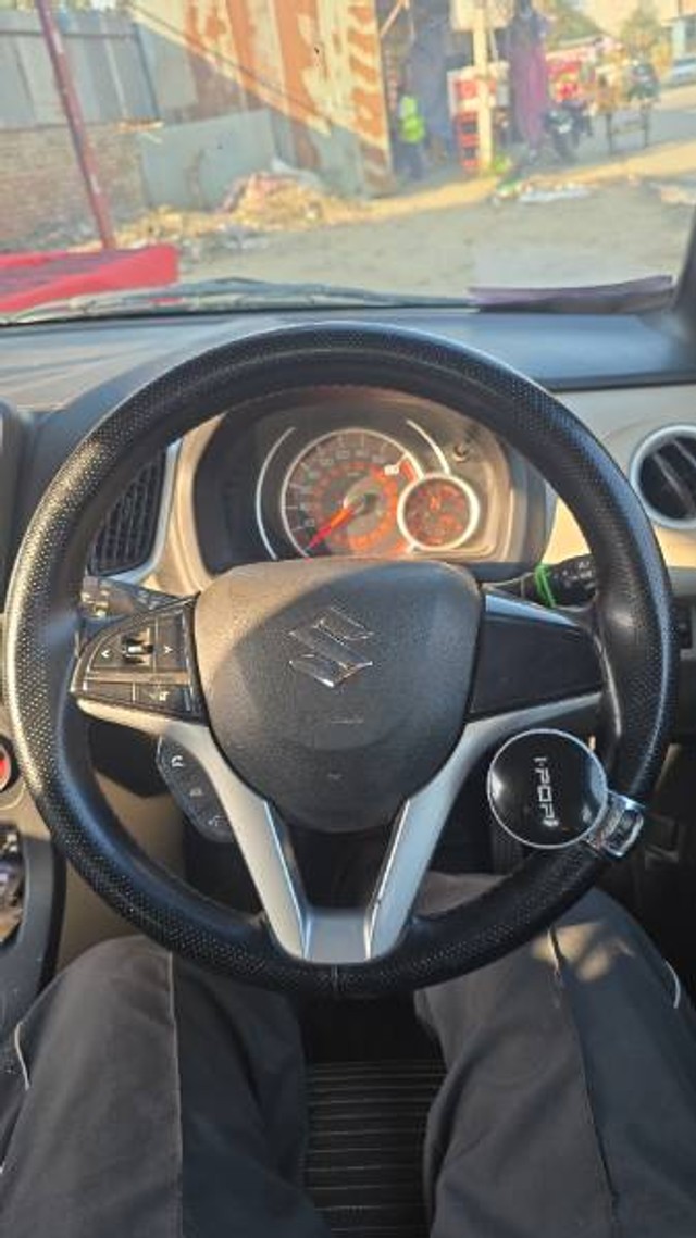 Second-hand 2019 Maruti Suzuki Wagon R ZXI AMT 1.2BSIV for sale in Gurgaon-9