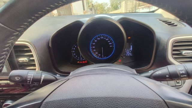 Second-hand 2019 Hyundai Venue SX Turbo BSIV for sale in Jashpur-3