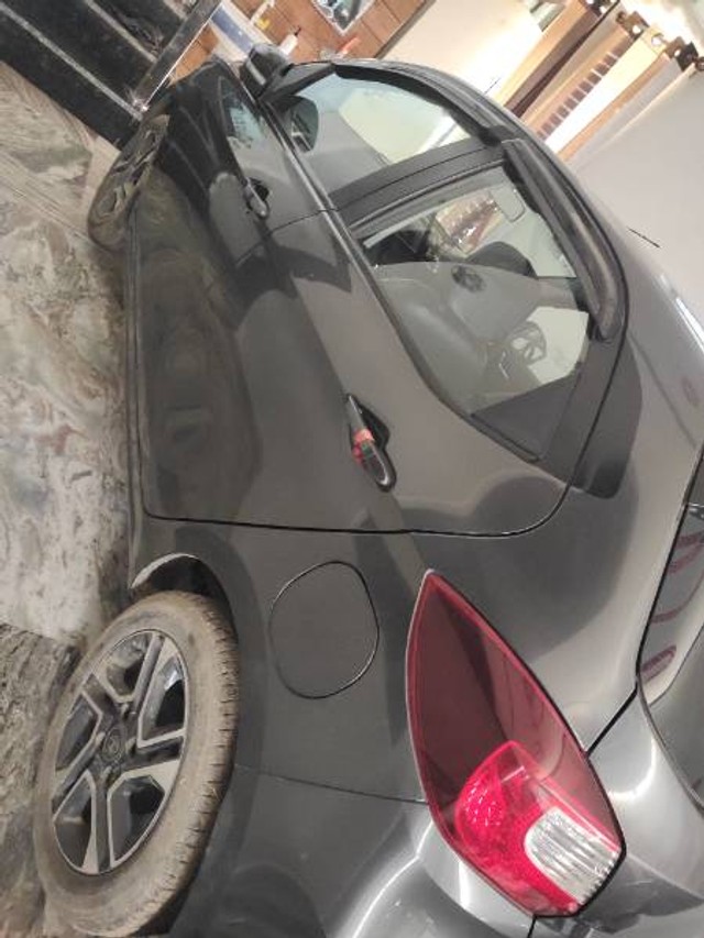 Second-hand 2021 Tata Tiago XZ Plus BSVI for sale in Shikohabad-2