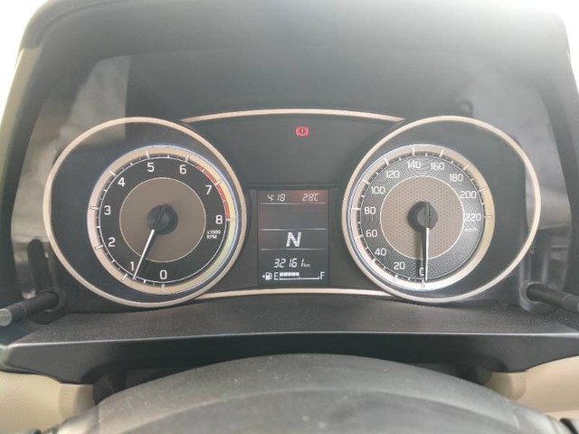 Second-hand 2024 Maruti Suzuki Dzire VXI AMT for sale in Basti-4