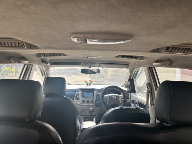 Second-hand 2013 Toyota Innova 2.5 G (Diesel) 7 Seater BS IV for sale in Ludhiana-5