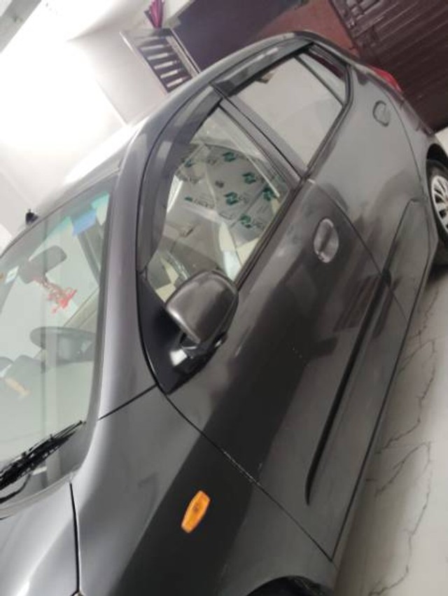 Second-hand 2016 Hyundai i10 Era for sale in Lakhimpur Kheri-4