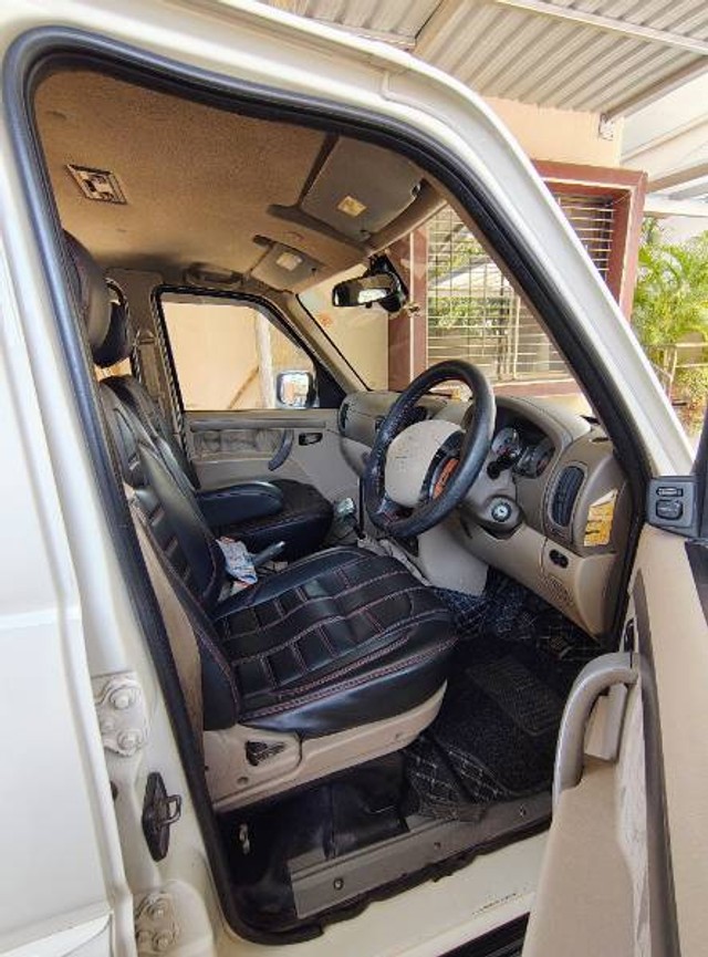 Second-hand 2014 Mahindra Scorpio VLX 2WD BSIV for sale in Solapur-6