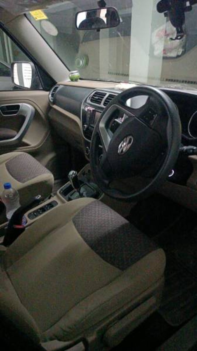 Second-hand 2017 Mahindra TUV 300 mHAWK100 T8 AMT for sale in Noida-3