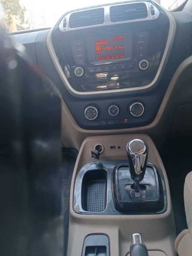 Second-hand 2017 Mahindra TUV 300 mHAWK100 T8 AMT for sale in Noida-6