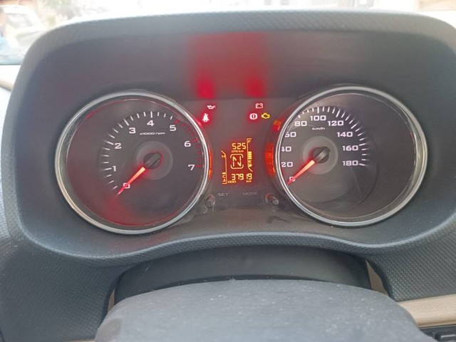 Second-hand 2017 Mahindra TUV 300 mHAWK100 T8 AMT for sale in Noida-5