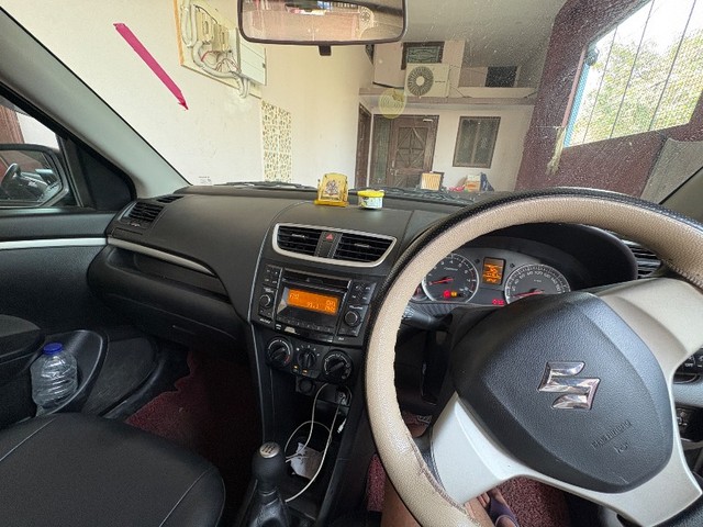 Second-hand 2016 Maruti Suzuki Swift VXI Optional for sale in Gorakhpur-3