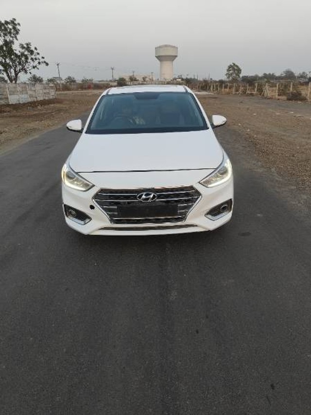 Second-hand 2020 Hyundai Verna CRDi 1.6 AT SX Plus for sale in Rajkot-0