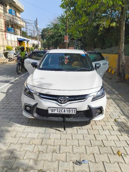 Second-hand 2025 Toyota Glanza V for sale in Sahibabad