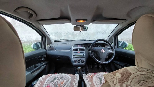 Second-hand 2013 Fiat Grande Punto Active (Diesel) for sale in Jasdan-5