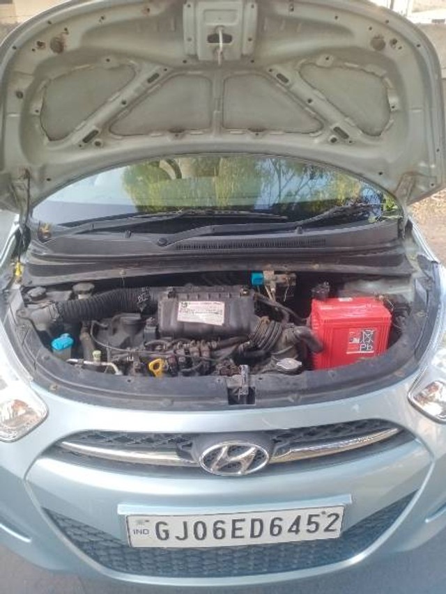 Second-hand 2011 Hyundai i10 Magna for sale in Anand-2