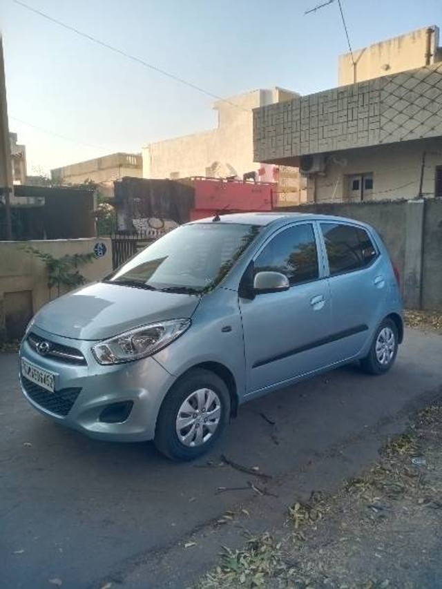 Second-hand 2011 Hyundai i10 Magna for sale in Anand-8